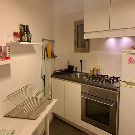 Montefiorino 15 شقة *