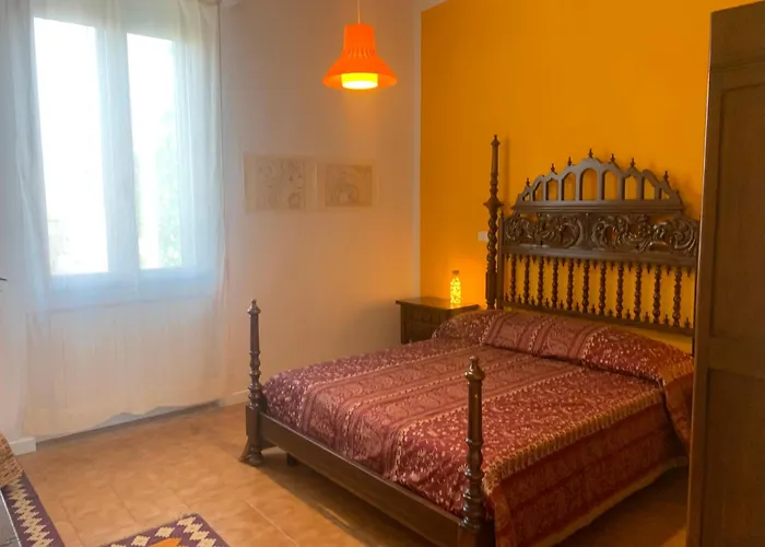 Montefiorino 15 *